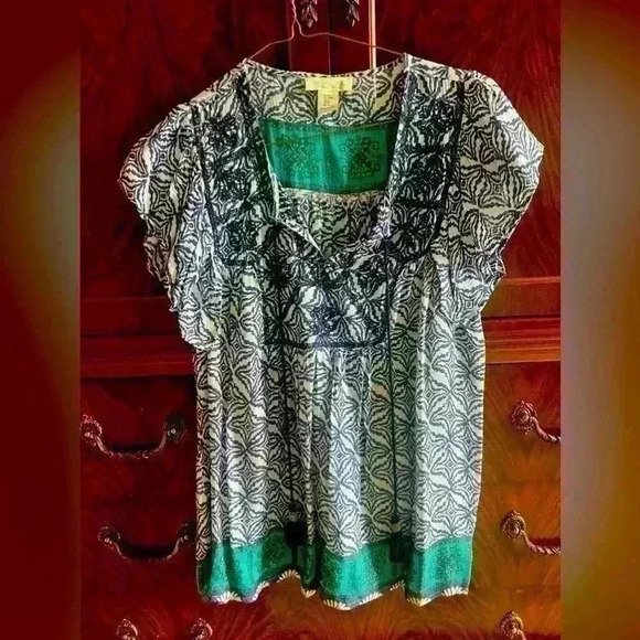 Rachael Zoe ladies blouse.size M super soft and flowy for summer. - Picture 2 of 4